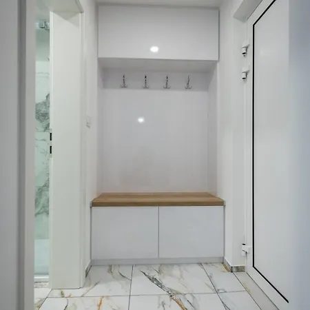 3-modern 1min From The Center Apartament